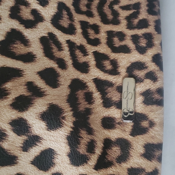 Jessica Simpson Shoulder Bag - Picture 8 of 9